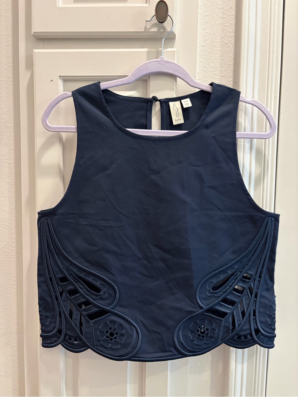 NWOT JOIE Navy Sleeveless Appliqué Cutout Crop Top ~ Feminine